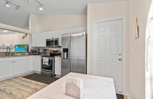 Clearwater House | 132 m² House ∙ 3 bedrooms ∙ 16 guests