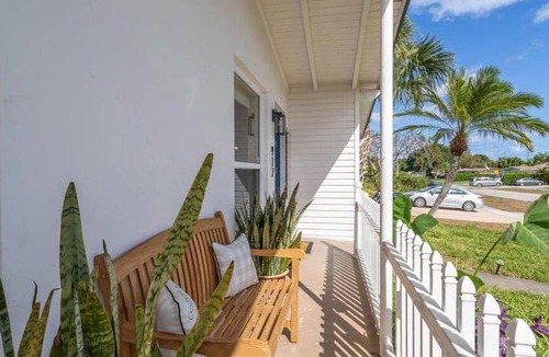 Lantana House | 133 m² House ∙ 3 bedrooms ∙ 10 guests