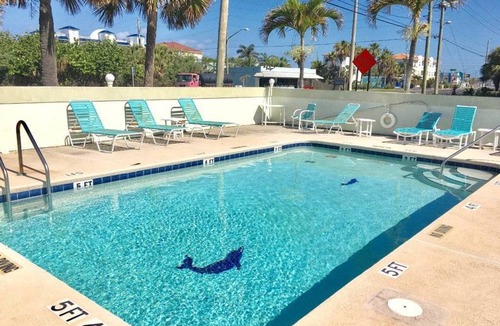 Crescent Beach Condo | 135 m² Condo ∙ 2 bedrooms ∙ 6 guests