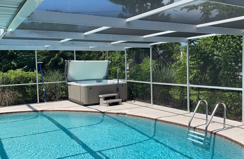 Bonita Springs House | $ 135/n slashed from $ 199/n Oct. Bonita Springs, pool, spa, 3 Min. to Beach !