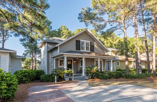Laurel Grove House | 1358 Laurel Grove