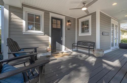 Laurel Grove House | 1358 Laurel Grove