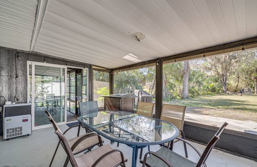 Crystal Shores House | 139 m² House ∙ 3 bedrooms ∙ 8 guests