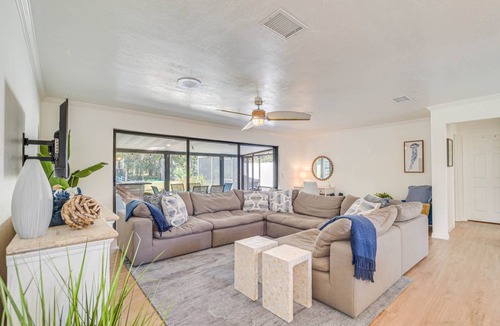 Crystal Shores House | 139 m² House ∙ 3 bedrooms ∙ 8 guests