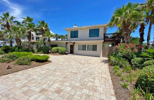 Villa Primera House | 139 m² House ∙ 4 bedrooms ∙ 9 guests