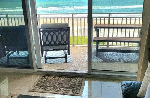 Daytona Beach Shores Condo | 139 m² Condo ∙ 2 bedrooms ∙ 5 guests