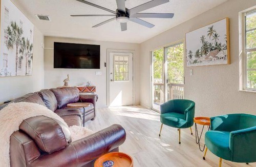 Weeki Wachee Gardens House | 139 m² House ∙ 3 bedrooms ∙ 12 guests