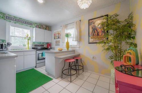 South Seminole Heights House | 139 m² House ∙ 2 bedrooms ∙ 4 guests