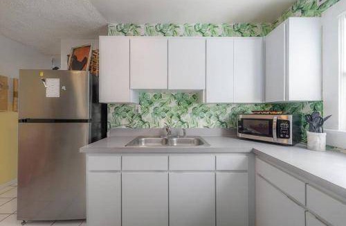 South Seminole Heights House | 139 m² House ∙ 2 bedrooms ∙ 4 guests