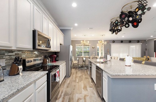 Davenport House | *14 bedrooms, each focused on a popular musical genre, 14.5 baths, sleeps 36