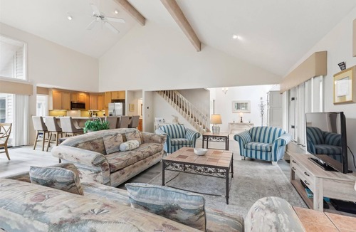 Oceanside House | 14 Green Heron ~ Spacious 4th Row Ocean Home in Sea Pines with Large Pool!