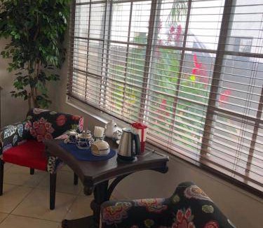 Coral Way Bed & Breakfast | 14 m² Bed and breakfast ∙ 1 bedroom ∙ 2 guests