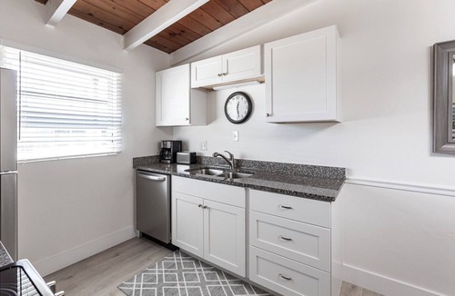 Siesta Key Villa | 14 Premium - Beach Bliss - Relax in a Gorgeous One-Bedroom Villa on Siesta Key
