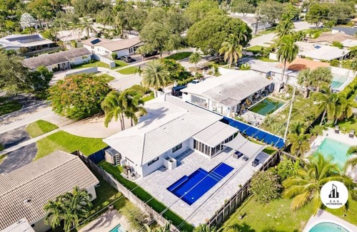 Imperial Point House | 140 m² House ∙ 2 bedrooms ∙ 8 guests