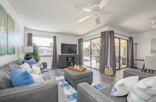 Cape Coral Villa | 141 m² Villa ∙ 3 bedrooms ∙ 6 guests