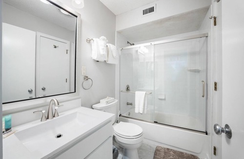 West Beach Village Condo | 1411 West Beach: 1BR Villa, Near Beach, Credit for Bikes/Beach Gear