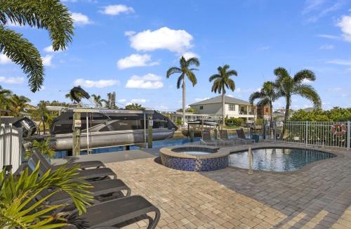 South Island House | 143 Catch and Relax- 5BR Home with Pool & Spa! home