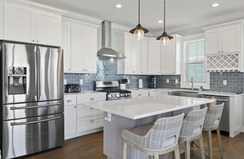 South Island House | 143 Catch and Relax- 5BR Home with Pool & Spa! home