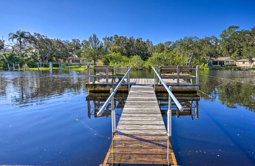 New Port Richey Cottage | 143 m² Cabin ∙ 3 bedrooms ∙ 6 guests