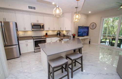 Naples Condo | 143 m² Condo ∙ 3 bedrooms ∙ 6 guests