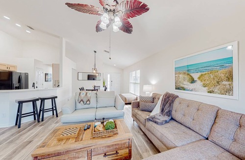 Solana House | 143 m² House ∙ 4 bedrooms ∙ 8 guests