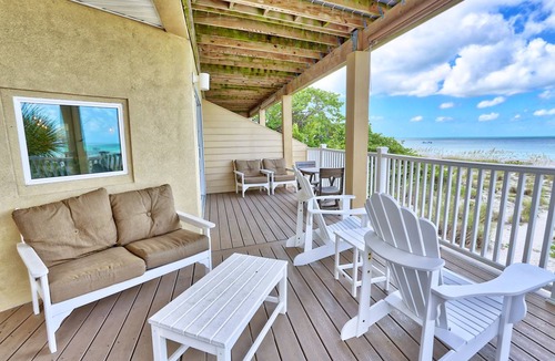 Treasure Island House | 144 m² House ∙ 3 bedrooms ∙ 8 guests