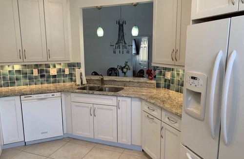 North Naples Condo | 147 m² Condo ∙ 2 bedrooms ∙ 4 guests
