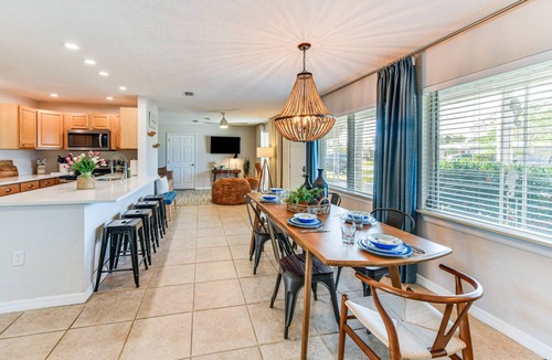 Edgewater House | 148 m² House ∙ 3 bedrooms ∙ 8 guests