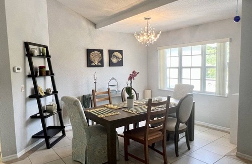 Jog Road House | 149 m² House ∙ 3 bedrooms ∙ 6 guests