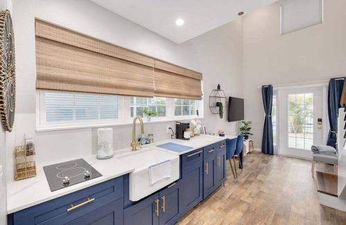 Downtown Dunedin House | 15% OFF THROUGH OCTOBER | Tiny Home w/Pool in Heart of Downtown Dunedin