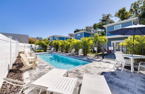 Downtown Dunedin House | 15% OFF THROUGH OCTOBER | Tiny Home w/Pool in Heart of Downtown Dunedin