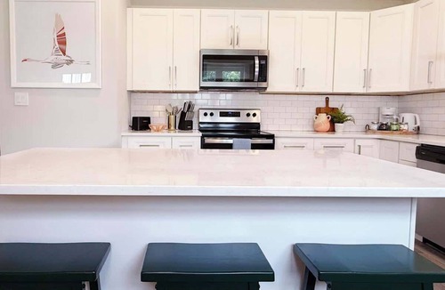 Conshohocken Apartment | 1500 ft² Space | 2 Bed 2 Bath | Large Kitchen