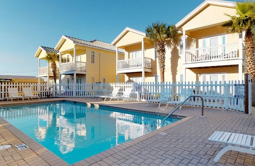 Sago Park Townhomes House | 1540 ft² House