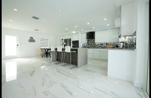 Kendale Lakes House | 158 m² House ∙ 4 bedrooms ∙ 8 guests