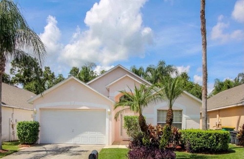 Lake Berkley Villa | 158 m² Villa ∙ 3 bedrooms ∙ 6 guests