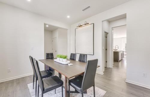 Mount Holly House | 16 Mi to Dtwn Charlotte: Mt Holly Home w/Grill