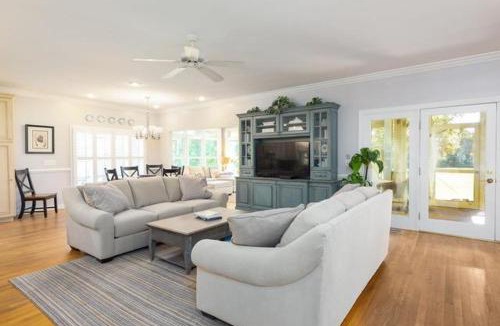 Vanderhorst Plantation House | 16 Silver Moss