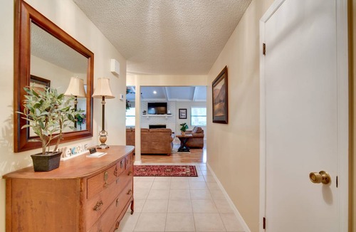 Fellowship House | 162 m² House ∙ 3 bedrooms ∙ 6 guests