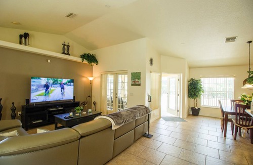 Inverness House | 163 m² House ∙ 3 bedrooms ∙ 6 guests