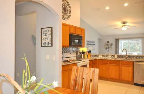 Thousand Oaks Villa | 163 m² Villa ∙ 4 bedrooms ∙ 8 guests