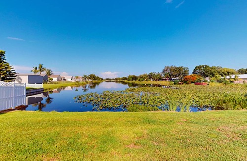 Taylor Creek House | 165 m² House ∙ 4 bedrooms ∙ 8 guests