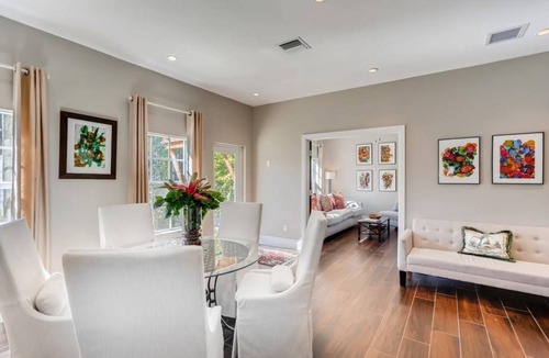 Grandview Heights House | 167 m² House ∙ 3 bedrooms ∙ 6 guests