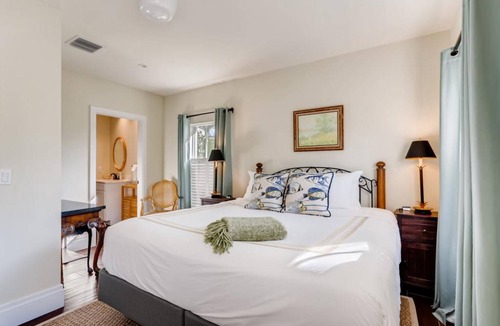 Grandview Heights House | 167 m² House ∙ 3 bedrooms ∙ 6 guests