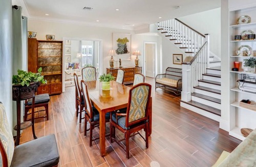 Grandview Heights House | 167 m² House ∙ 3 bedrooms ∙ 6 guests