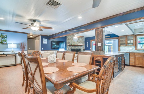 Woodgate House | 167 m² House ∙ 4 bedrooms ∙ 8 guests