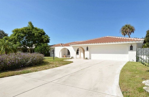 Laurel House | 170 m² House ∙ 3 bedrooms ∙ 5 guests