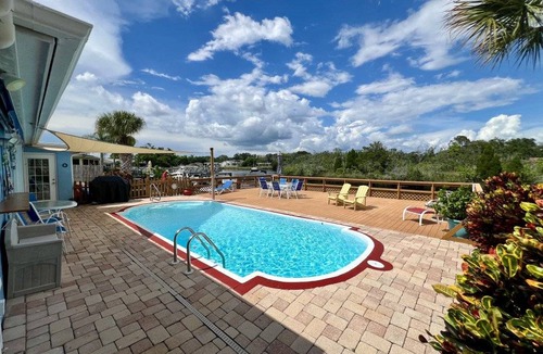 Forest Hills House | 172 m² House ∙ 3 bedrooms ∙ 6 guests