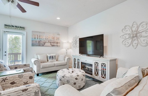 Thomas Drive Apartment | 173 m² Apartment ∙ 3 bedrooms ∙ 6 guests