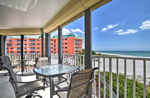 Indian Shores Apartment | 173 m² Apartment ∙ 3 bedrooms ∙ 7 guests