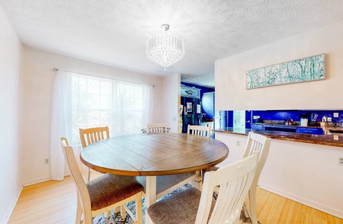 Thomas Drive House | 174 m² House ∙ 3 bedrooms ∙ 8 guests